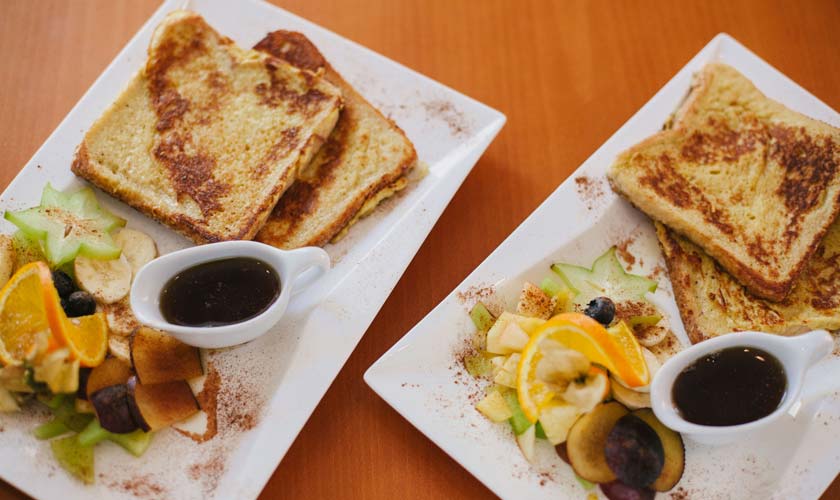 French Toast with fruits